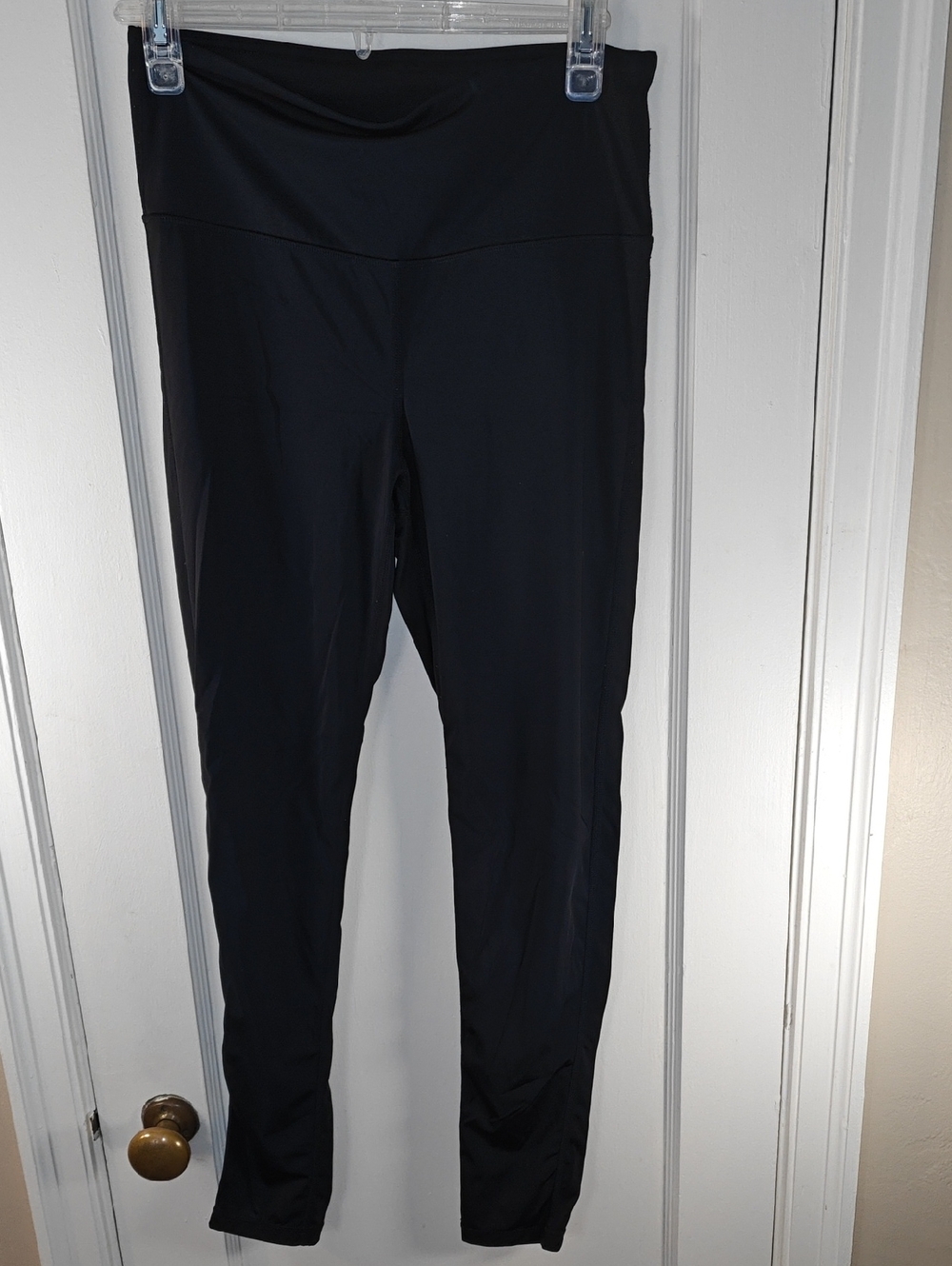 Mono B Black Essential Pro Athletic Leggings